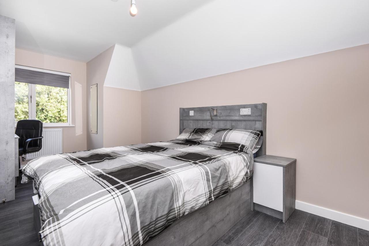 Magna House Διαμέρισμα Egham Εξωτερικό φωτογραφία