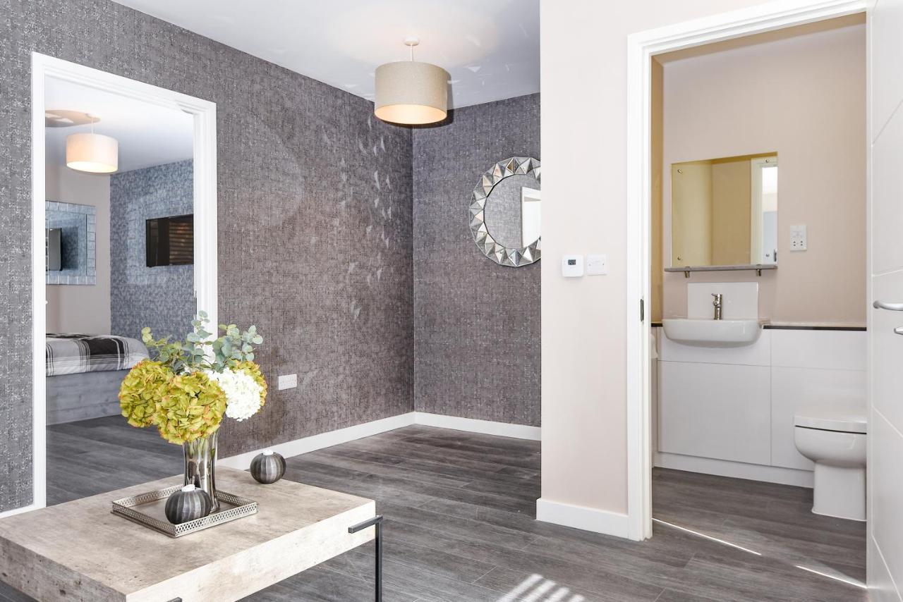 Magna House Διαμέρισμα Egham Εξωτερικό φωτογραφία